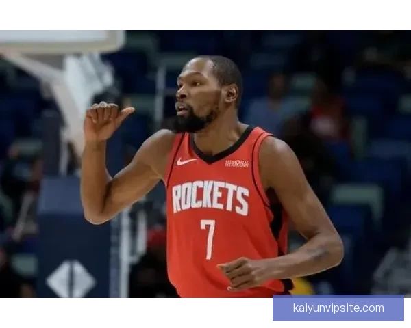 杜兰特独砍四十余分客场逆转险胜关键失误险些葬送胜利